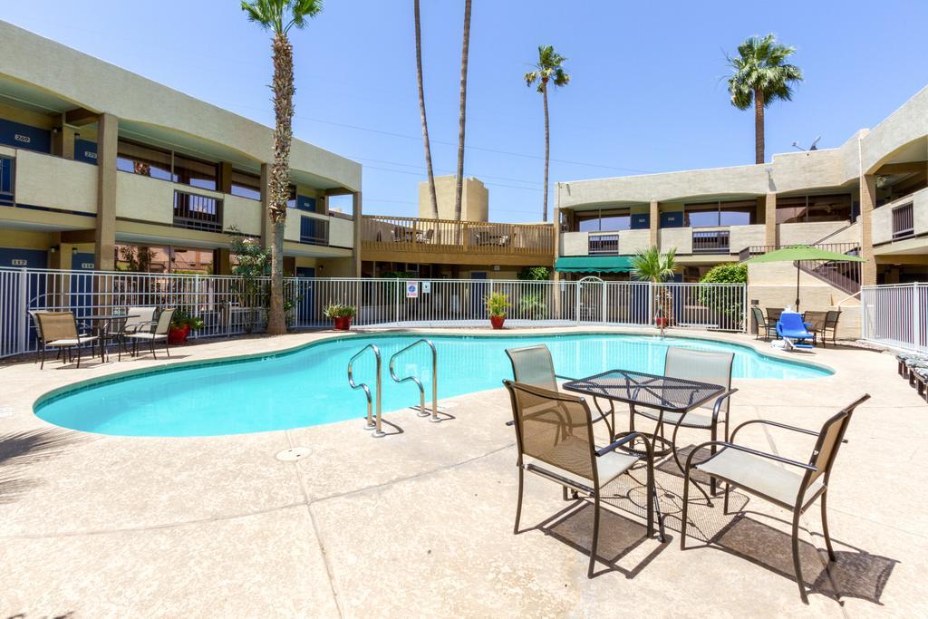 Motel 6 Glendale Az Экстерьер фото
